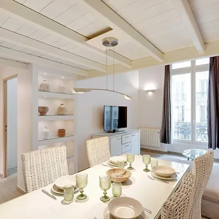 Amazing 2br 6p Champs Elysees *